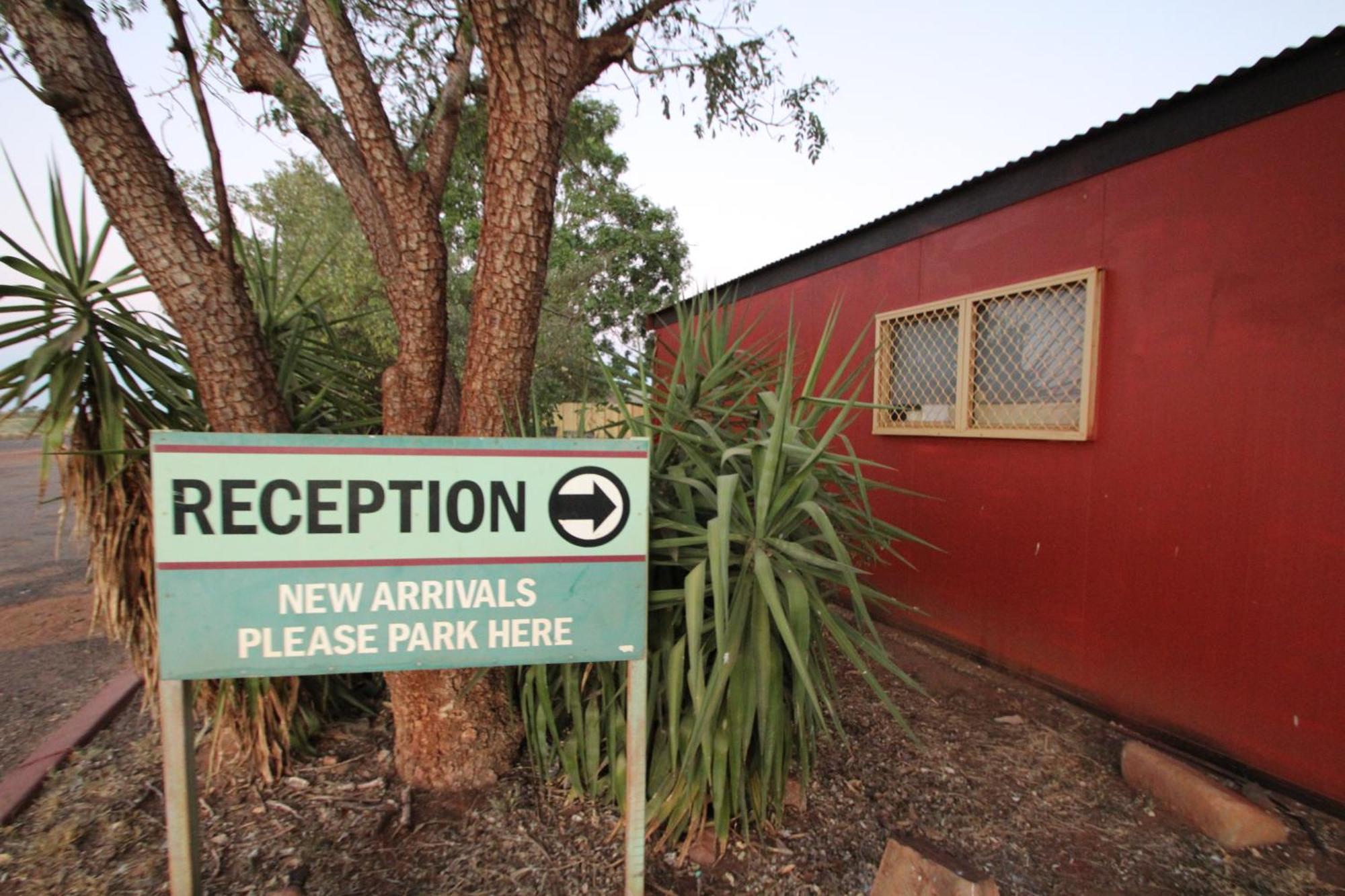 Motel Aaok Karratha Caravan Park Exterior foto